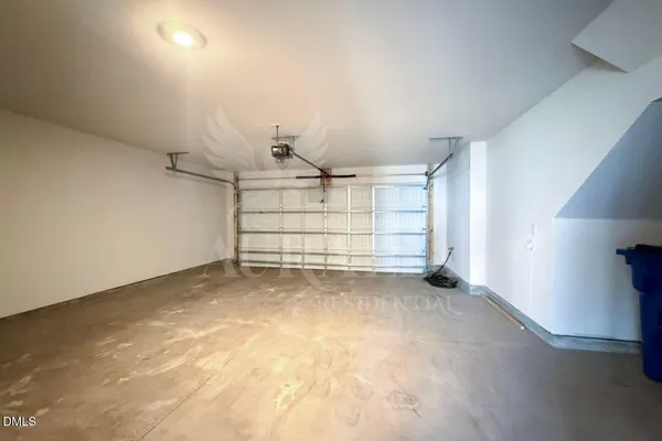 $1,995 | 6935 Point Bar Place, Raleigh, NC 27616