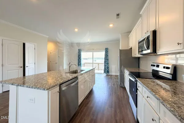 $1,995 | 6935 Point Bar Place, Raleigh, NC 27616