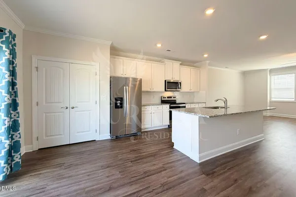 $1,995 | 6935 Point Bar Place, Raleigh, NC 27616