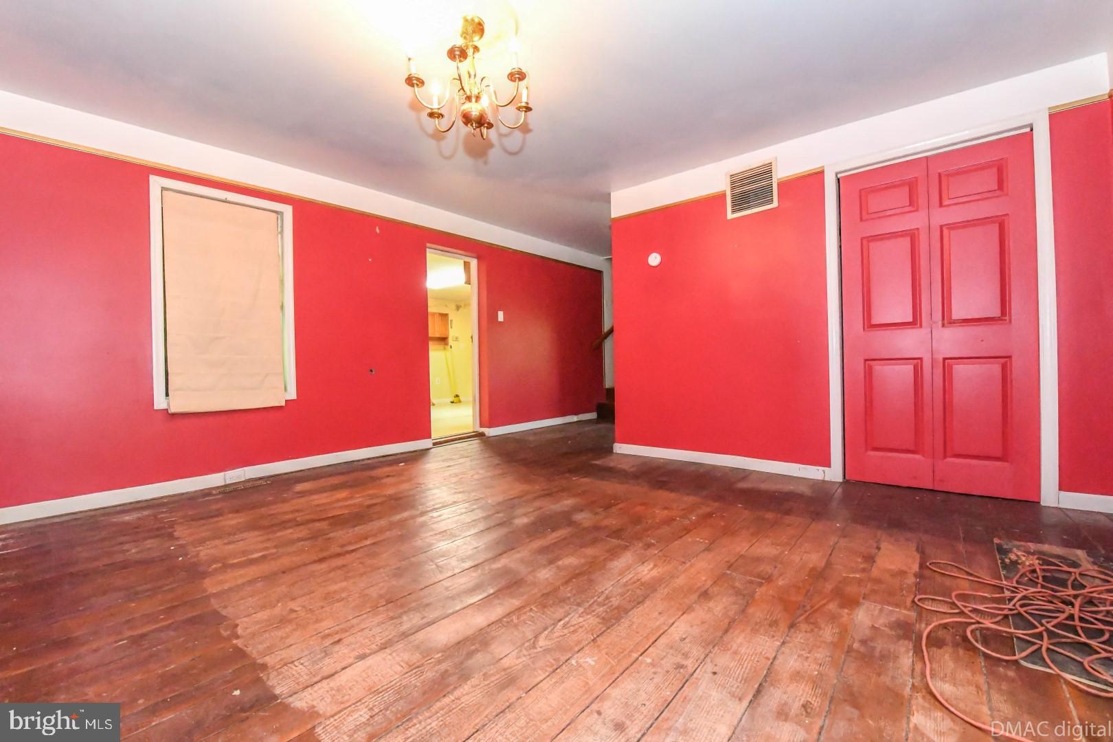 1630 Thurston Road Dickerson, MD 20842 - Photo 8 of 28