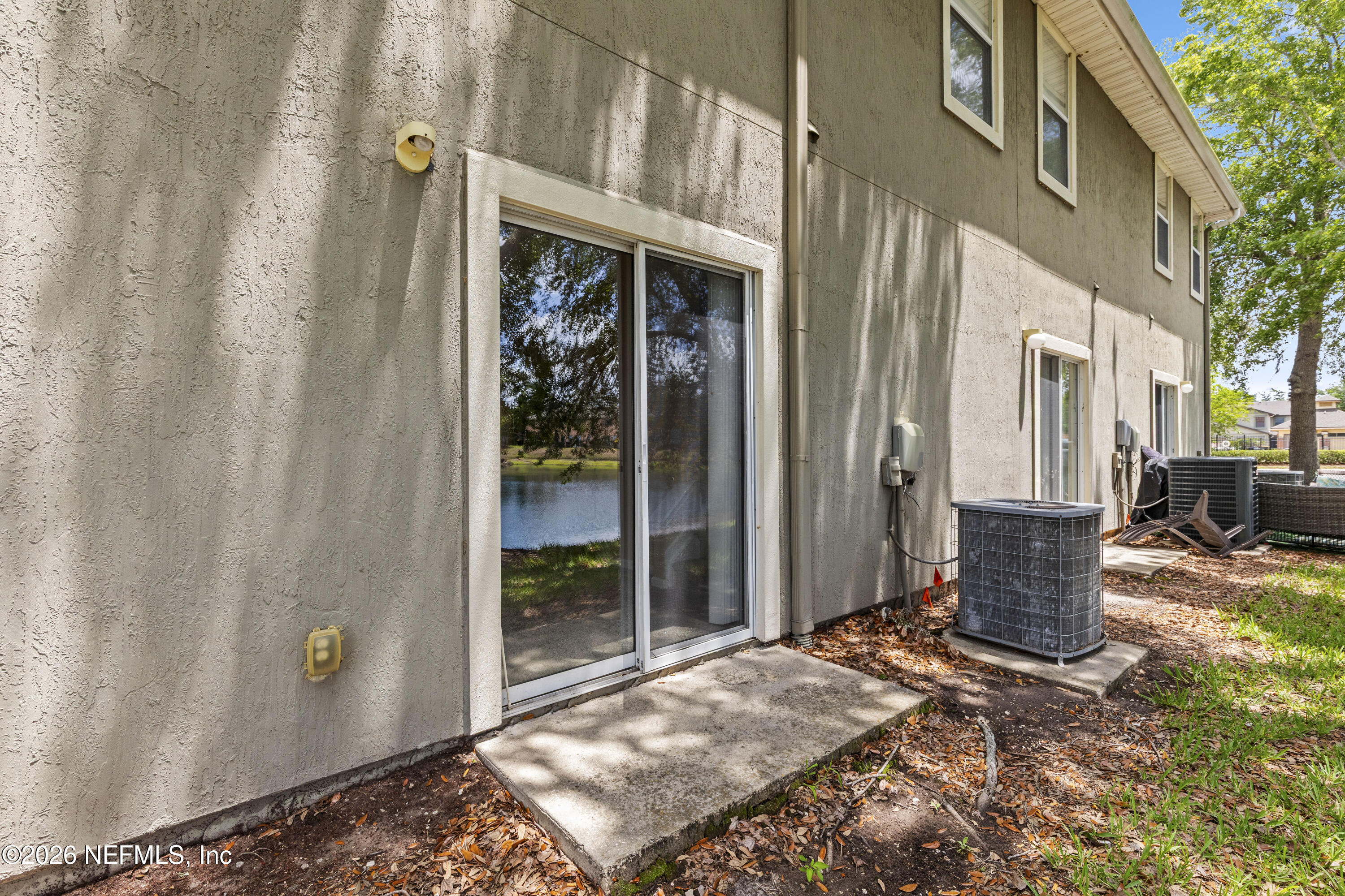 7774 Melvin Road Jacksonville, FL 32210 - Photo 27 of 32 26 Patio