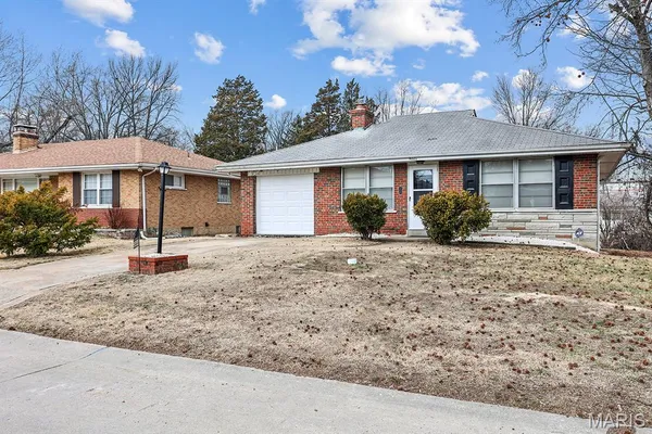 $134,900 | 9221 Shadydale Drive, St. Louis, MO 63136