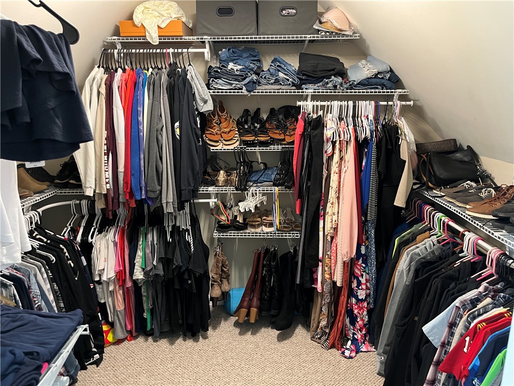 116 Steve Lopes Way Woonsocket, RI 02895 - Photo 18 of 34