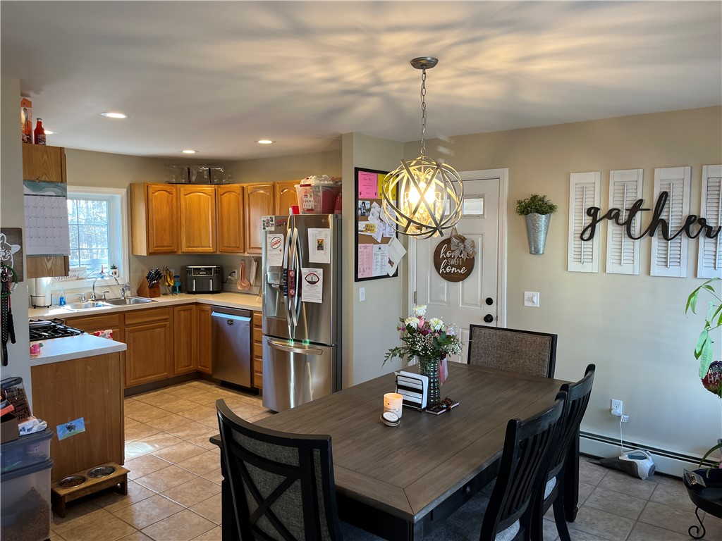 116 Steve Lopes Way Woonsocket, RI 02895 - Photo 3 of 34