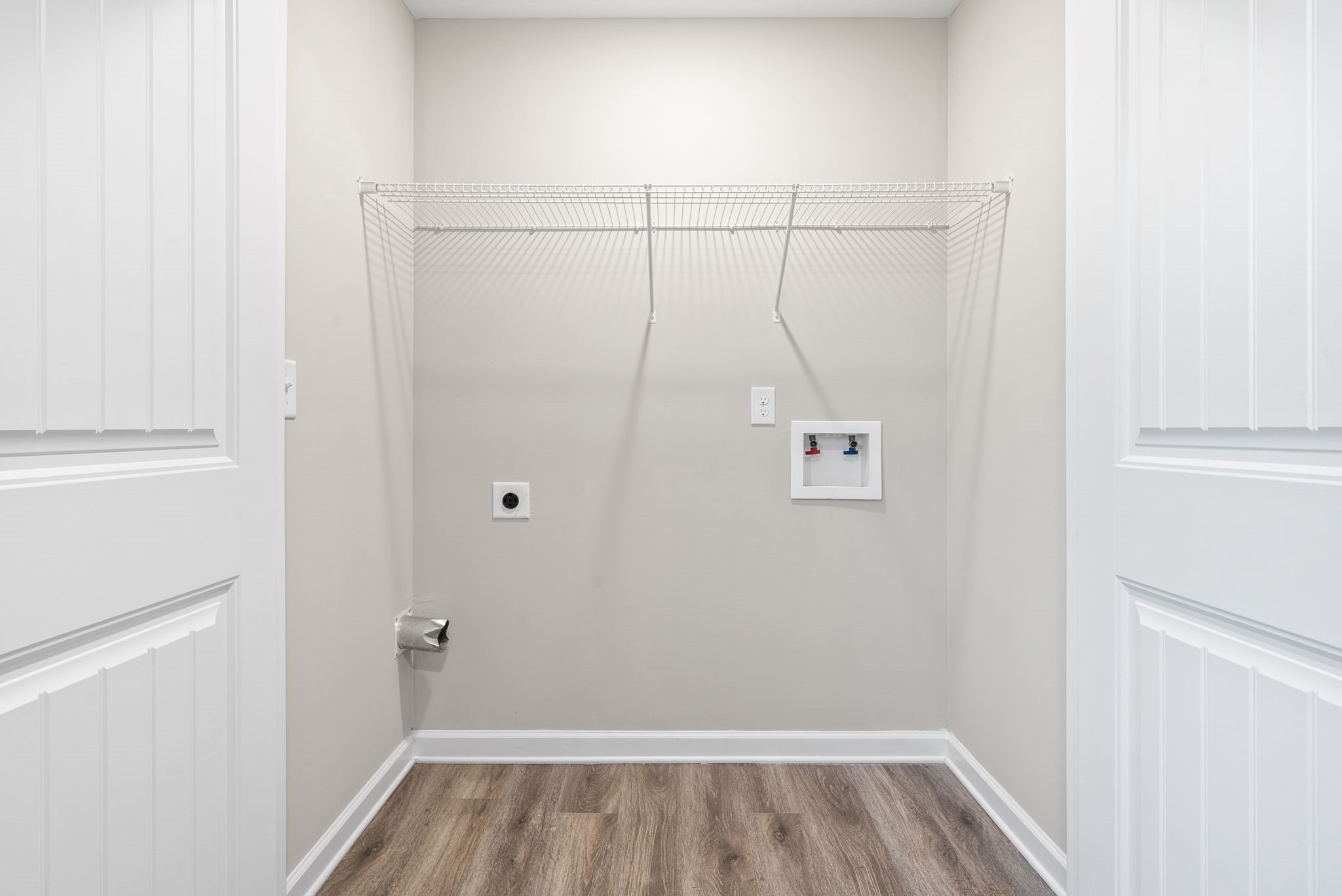 264 Smithson Lane, Unit B Clarksville, TN 37040 - Photo 13 of 25 a view of a room with wooden floor