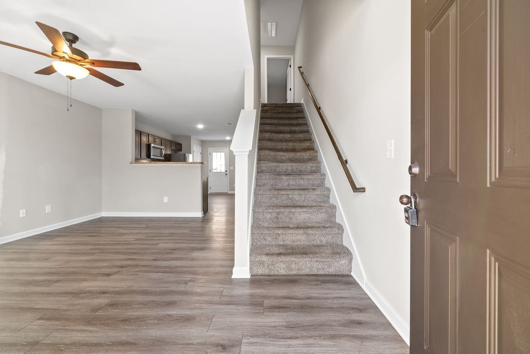 264 Smithson Lane, Unit B Clarksville, TN 37040 - Photo 4 of 25 a view of entryway and hall with wooden floor