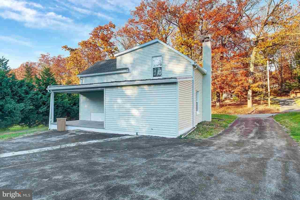518 Lake Road Spring Grove, PA 17362 - Photo 19 of 25 Gallery Image 19