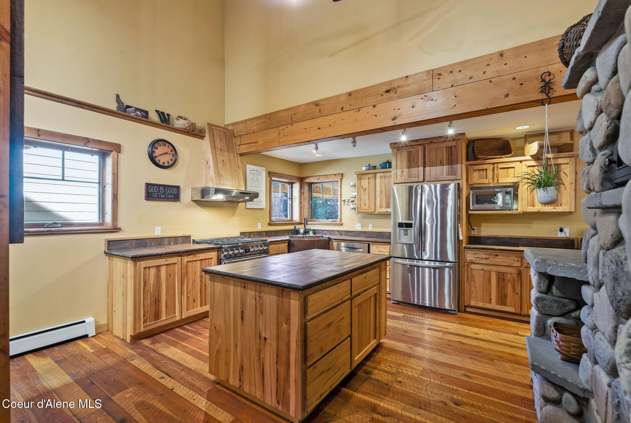 4719 Selle Road Sandpoint, ID 83864 - Photo 22 of 93 Thoughtully designed