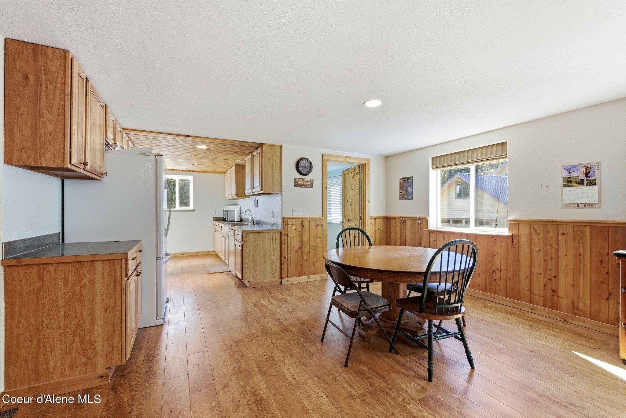 4719 Selle Road Sandpoint, ID 83864 - Photo 78 of 93 Apartment living area