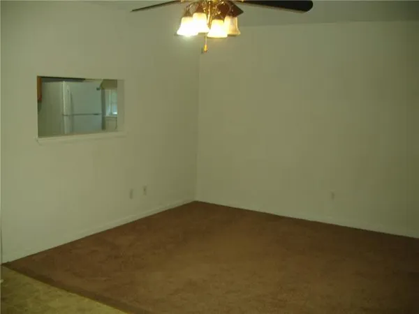$800 | 38145 Coast Boulevard, Unit B, Slidell, LA 70458