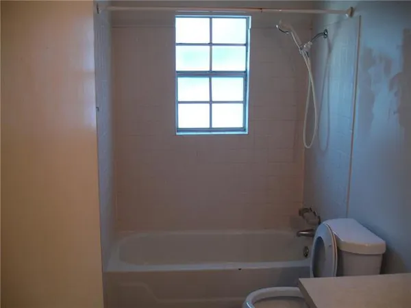 $800 | 38145 Coast Boulevard, Unit B, Slidell, LA 70458