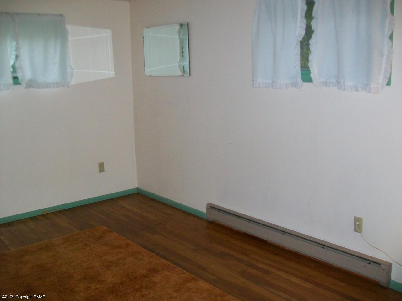 519-520 Mountain Road Albrightsville, PA 18210 - Photo 15 of 16 bedroom3