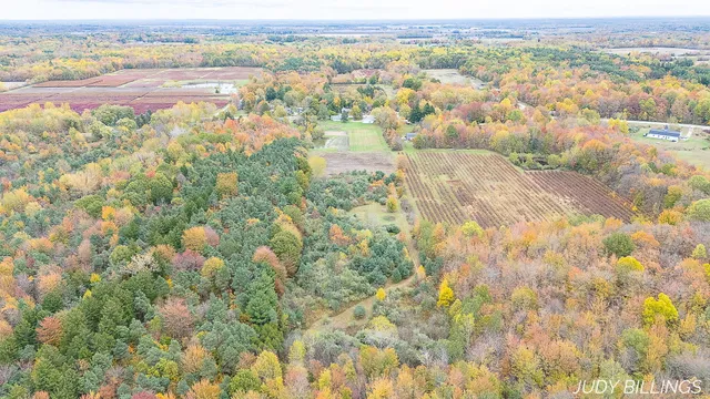 $499,500 | 1676 68th Street, Fennville, MI 49408