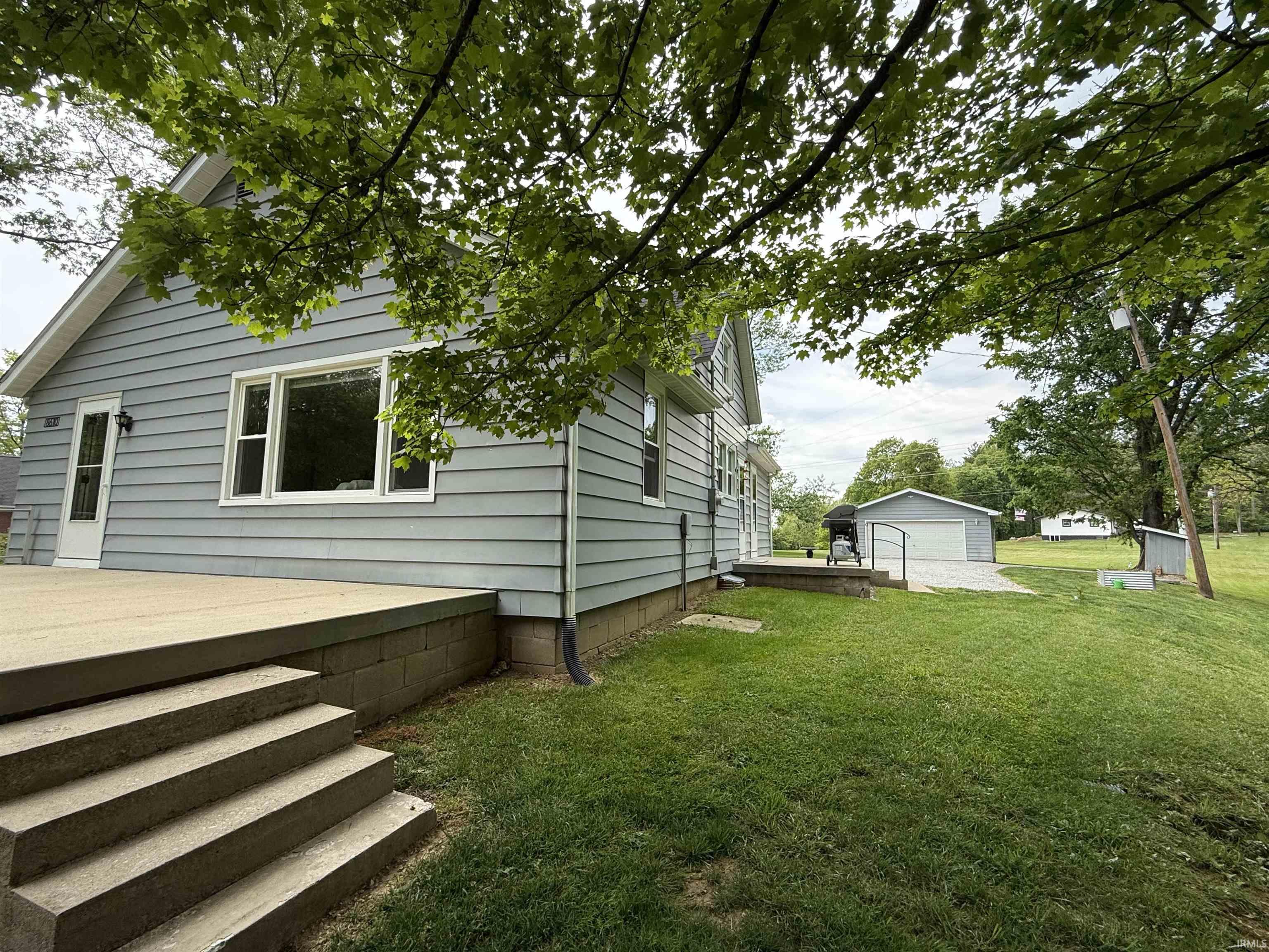 8610 South Gore Road Bloomington, IN 47403 - Photo 5 of 29
