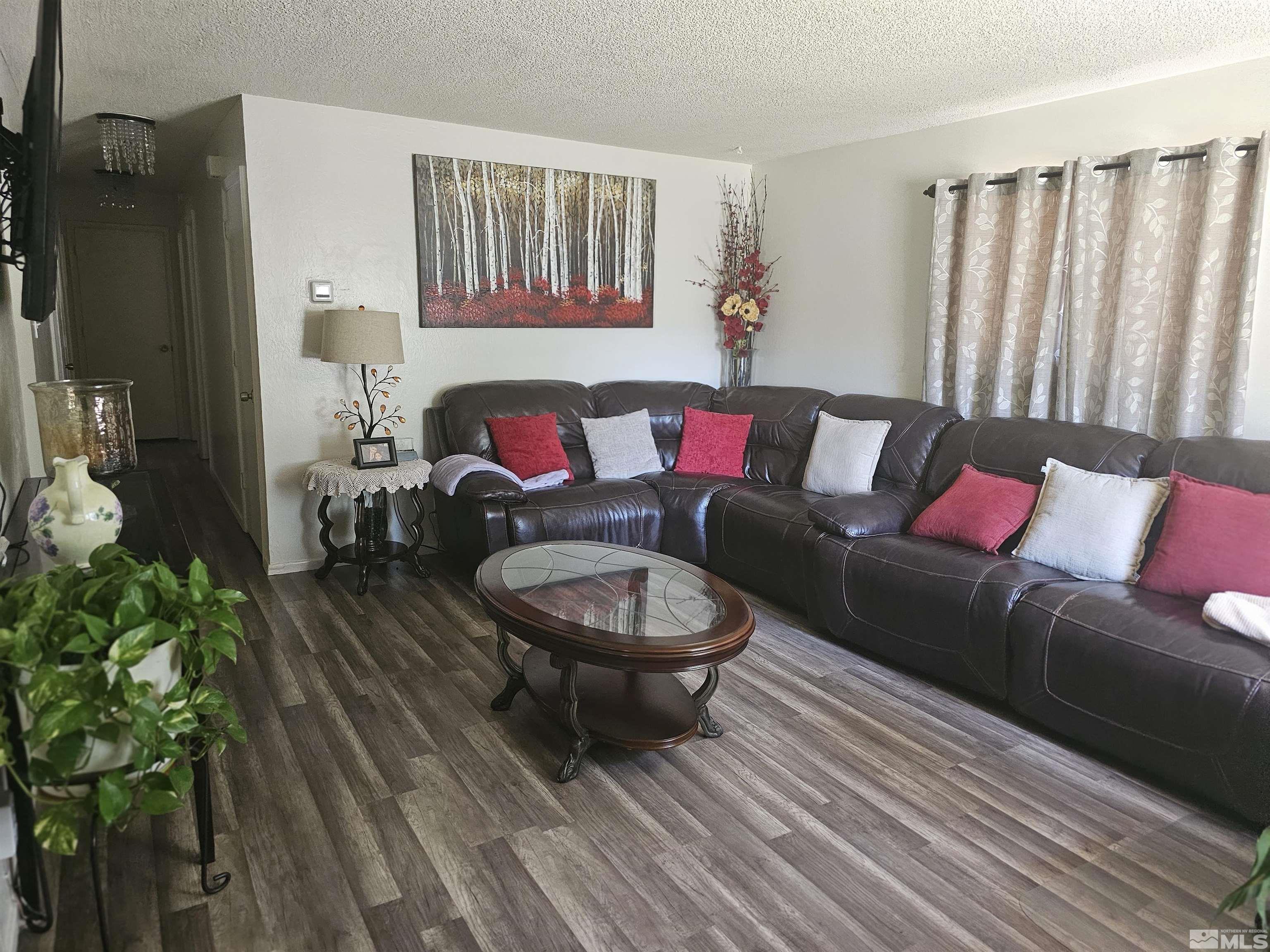 1765 Hawthorne Road Reno, NV 89502 - Photo 3 of 18 Photo 3