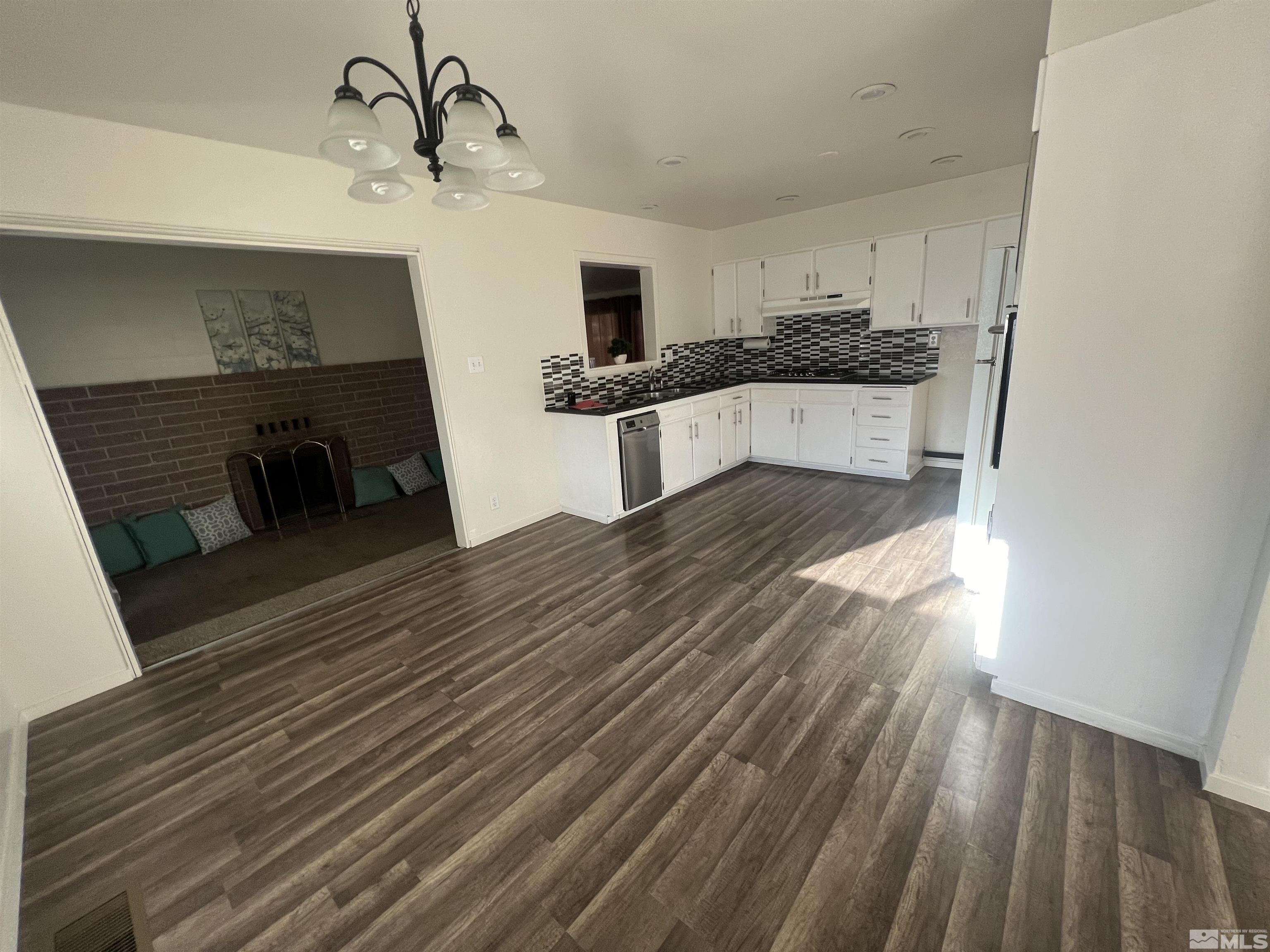 1765 Hawthorne Road Reno, NV 89502 - Photo 4 of 18 Photo 4