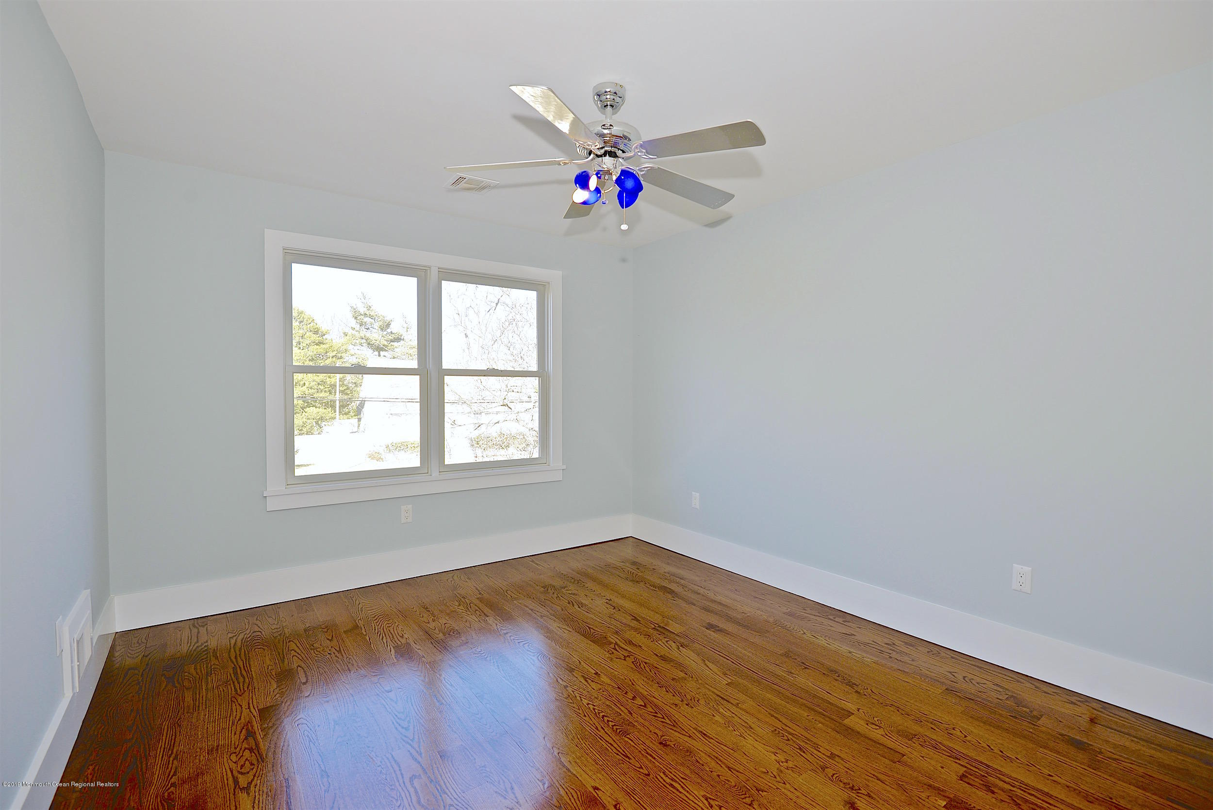 2318 Hollywood Road Point Pleasant, NJ 08742 - Photo 34 of 36 35