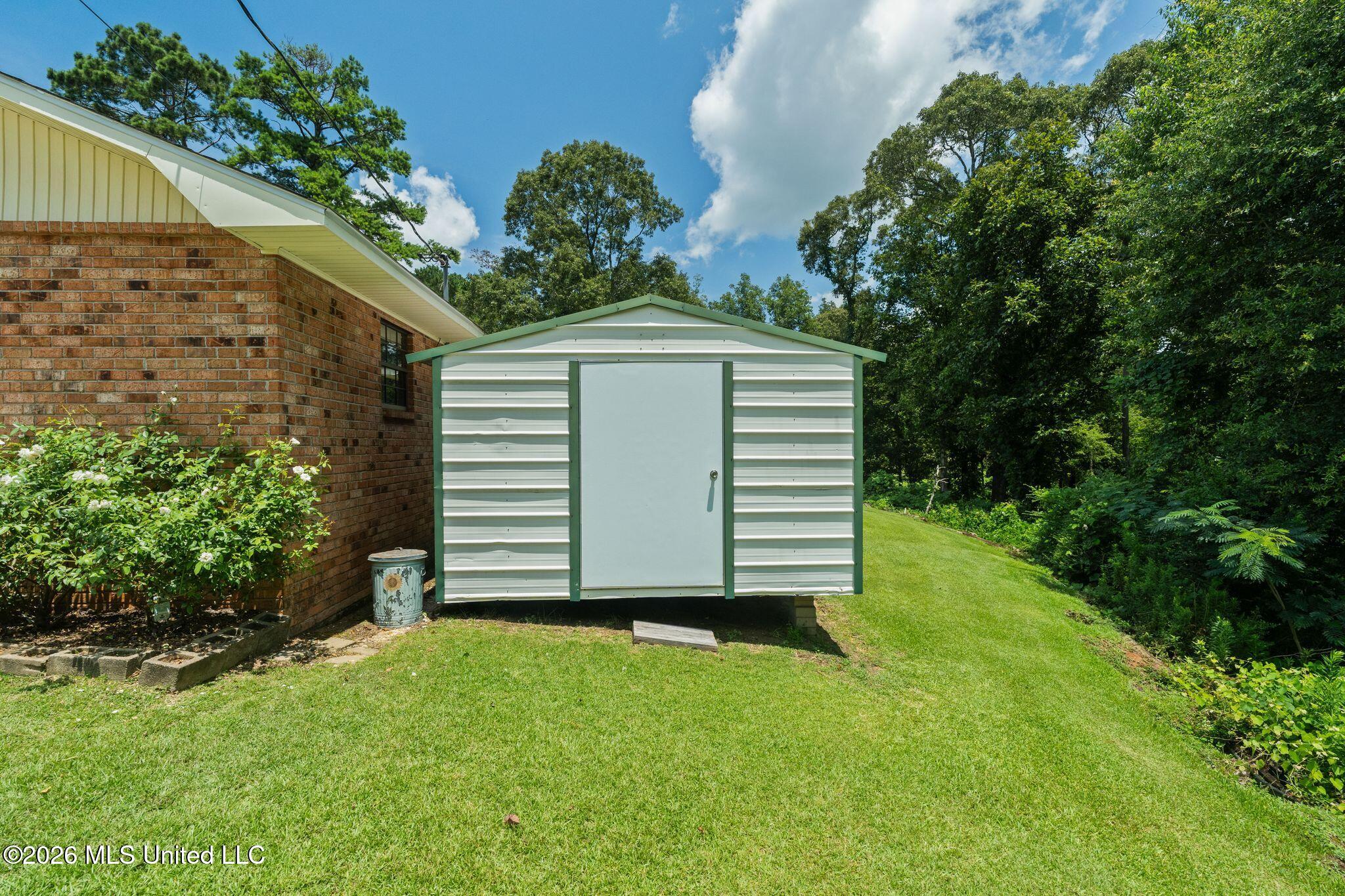 606 Pierce Road Columbia, MS 39429 - Photo 31 of 37 606_Pierce_Rd-35