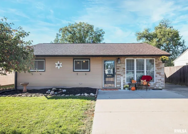 $165,000 | 444 6th Street East, Milan, IL 61264