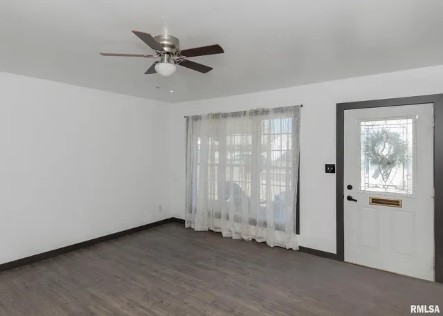 $165,000 | 444 6th Street East, Milan, IL 61264