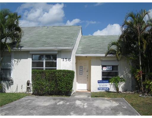 156 Pinewood Court Jupiter, FL 33458 - Photo 1 of 12 Primary Photo
