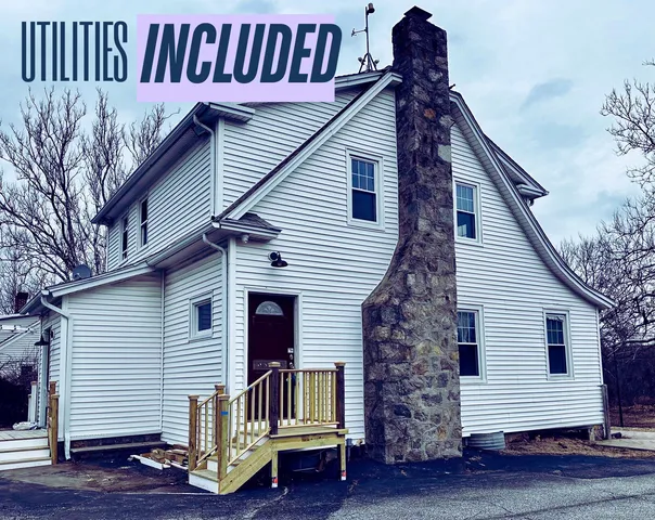 $1,999 | 336 Federal Road, Brookfield, CT 06804