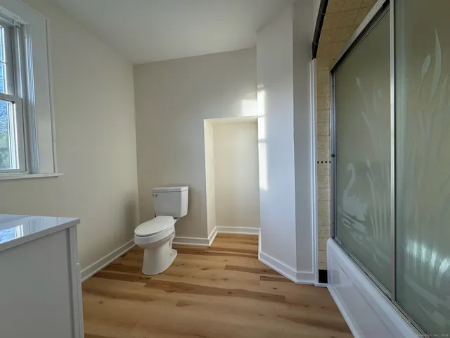 $1,999 | 336 Federal Road, Brookfield, CT 06804