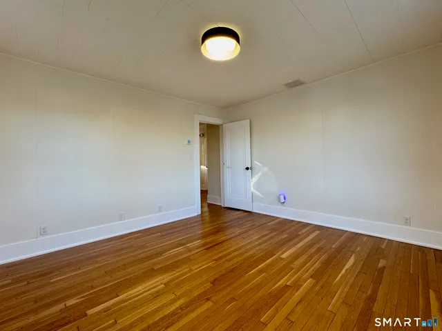 $1,999 | 336 Federal Road, Brookfield, CT 06804