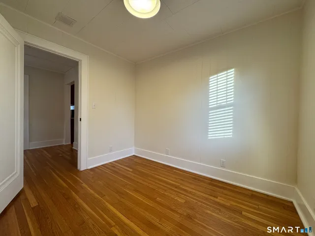 $1,999 | 336 Federal Road, Brookfield, CT 06804