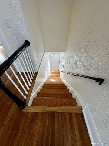 $1,999 | 336 Federal Road, Brookfield, CT 06804