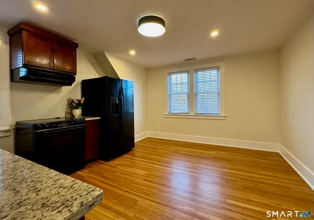 $1,999 | 336 Federal Road, Brookfield, CT 06804