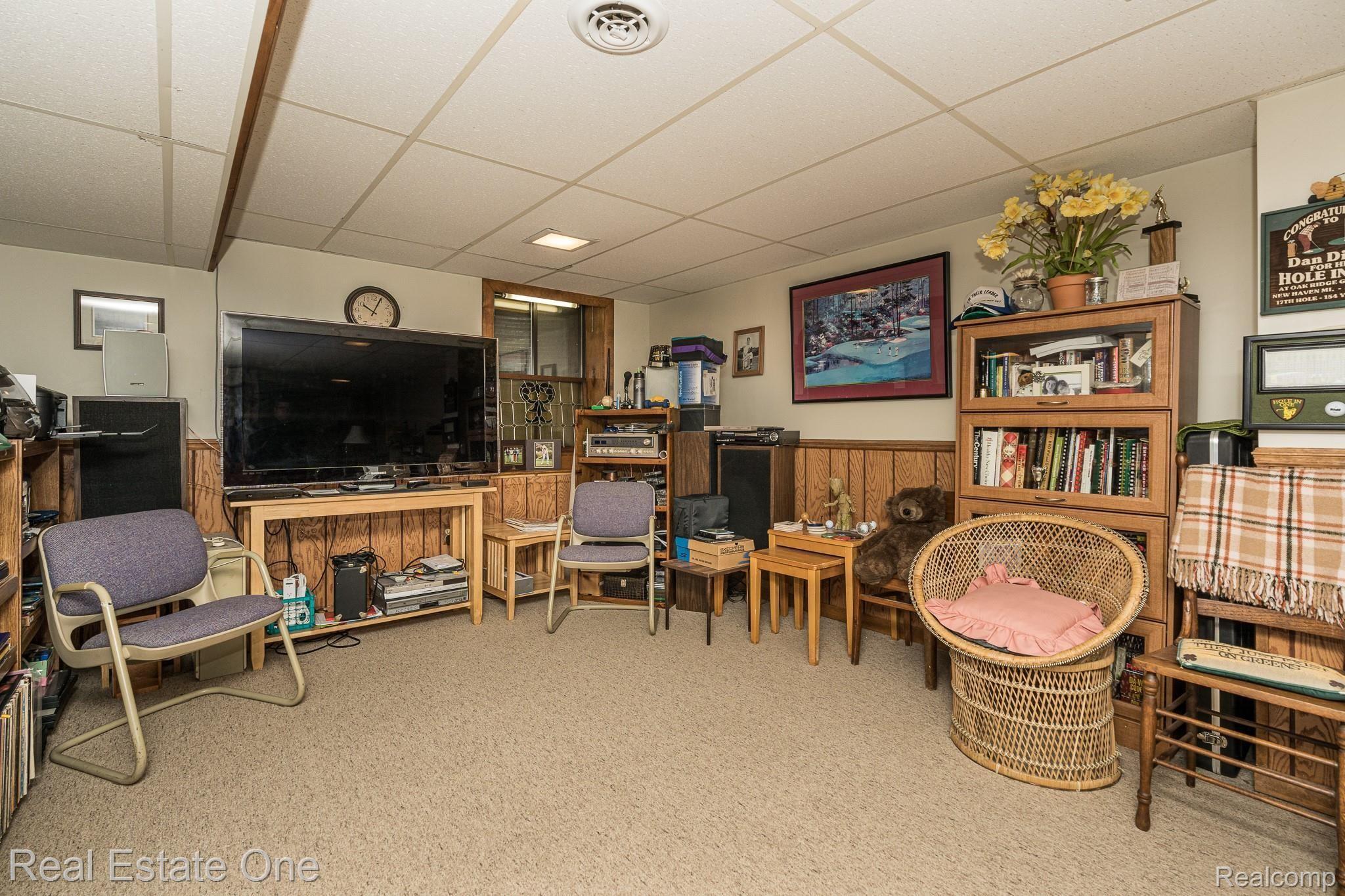 623 Tennyson, Unit 103 Rochester, MI 48307 - Photo 21 of 26 623 Tennyson MLS-W005.jpg