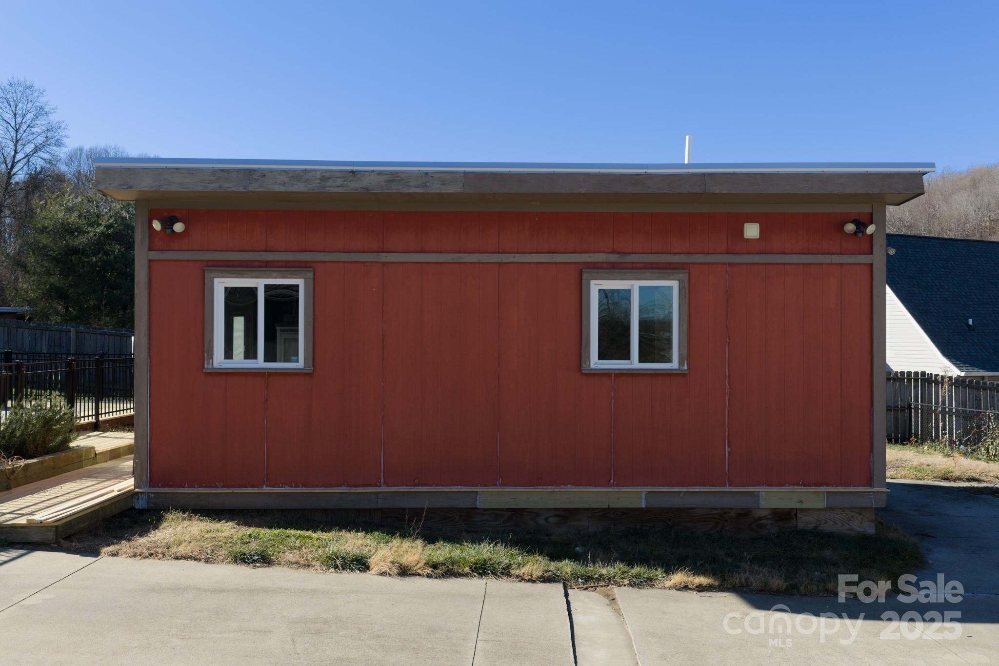 206 Martin Road Swannanoa, NC 28778 - Photo 36 of 42 a front view of a house