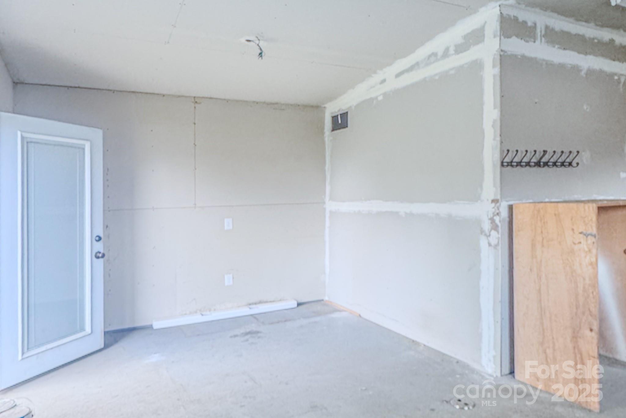 206 Martin Road Swannanoa, NC 28778 - Photo 40 of 42 a view of an empty room