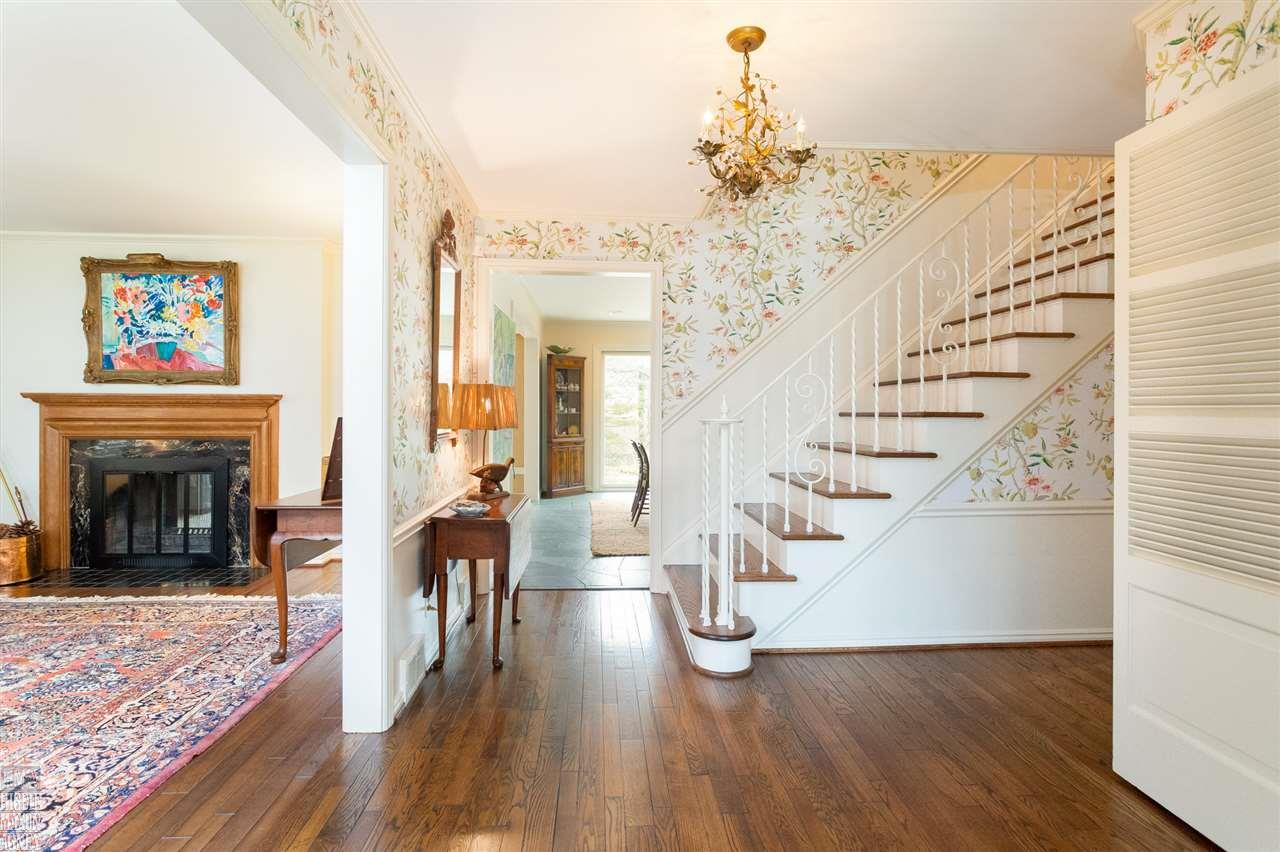 166 Lewiston Road Grosse Pointe Farms, MI 48236 - Photo 13 of 39