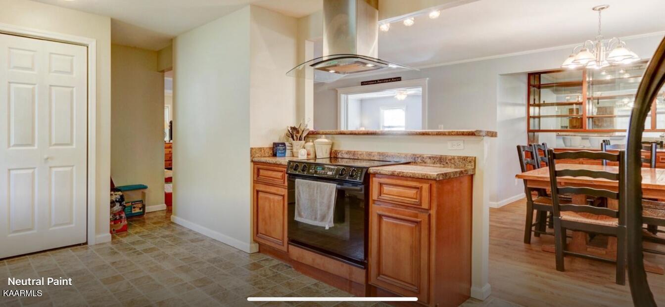 23 Outer Drive Oak Ridge, TN 37830 - Photo 8 of 22 23 Outer range