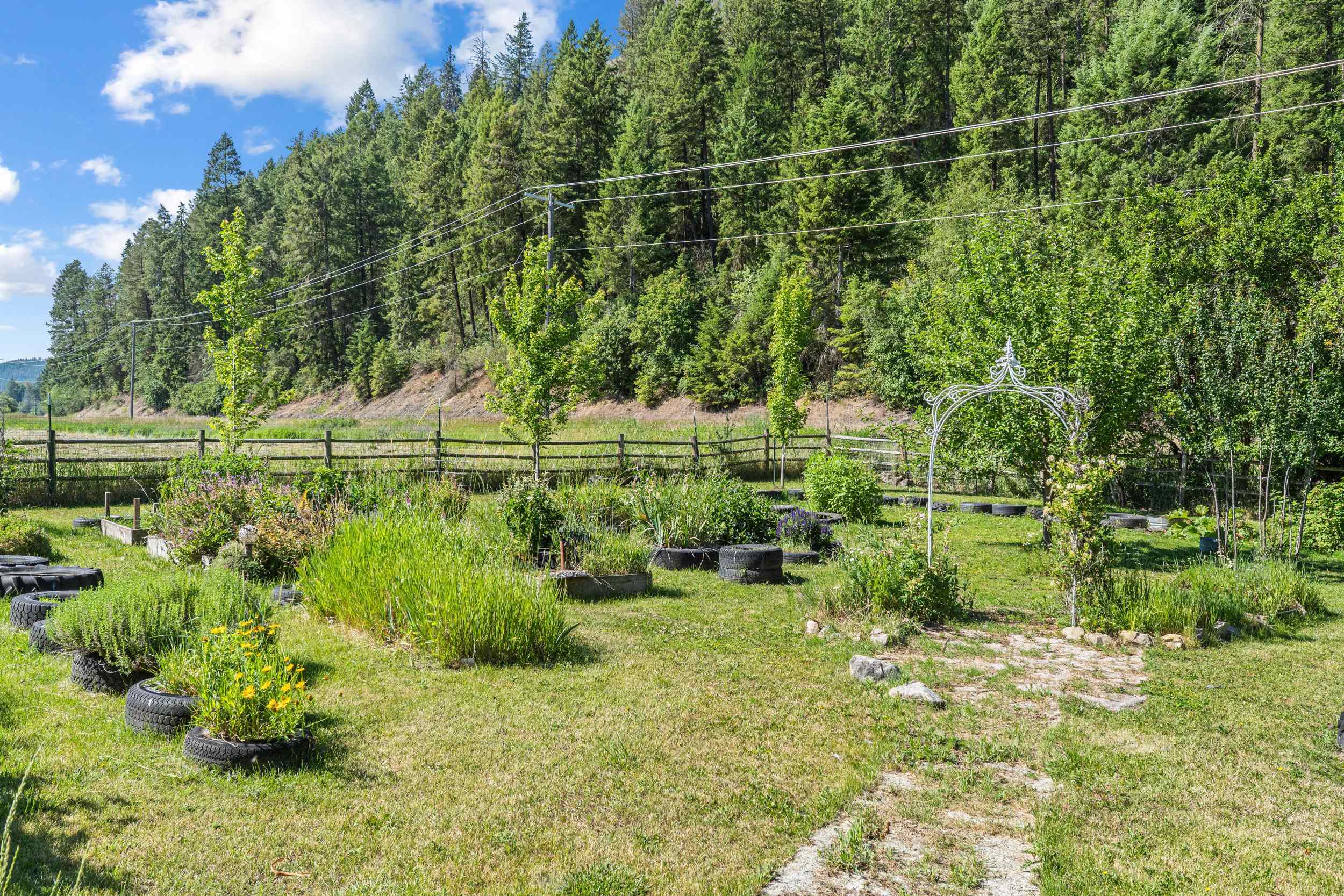 511 Valley-Westside Road Colville, WA 99114 - Photo 19 of 36
