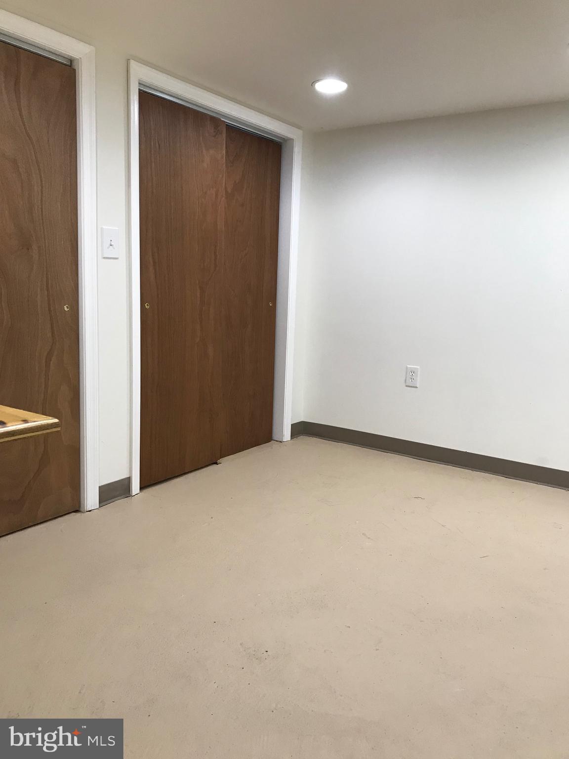 105 Hickman Road Claymont, DE 19703 - Photo 4 of 11