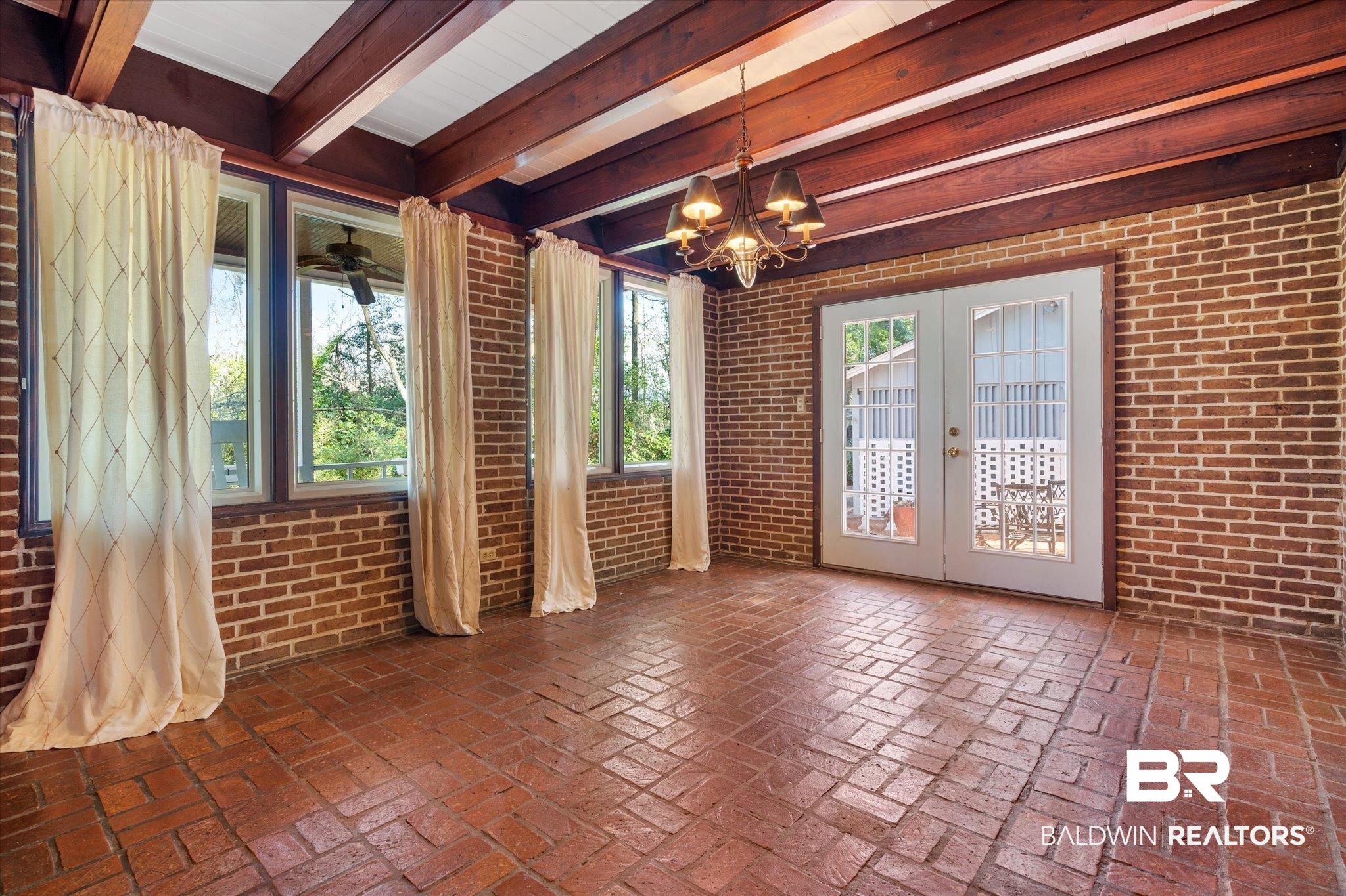 2066 Point Legere Road Mobile, AL 36605 - Photo 10 of 42