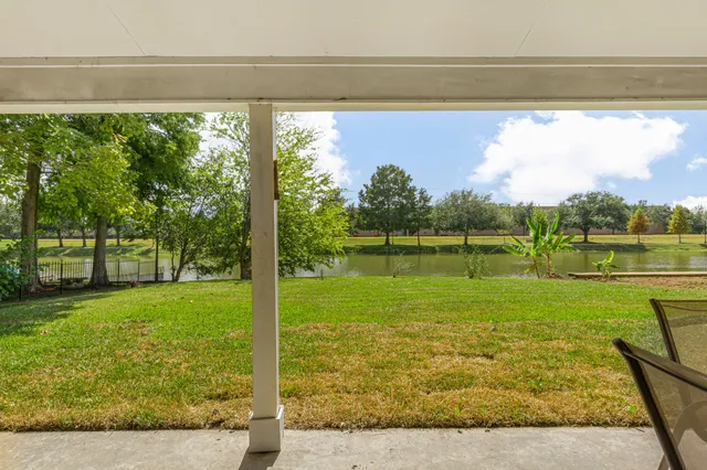 $570,000 | 135 South Hall Drive, Sugar Land, TX 77478