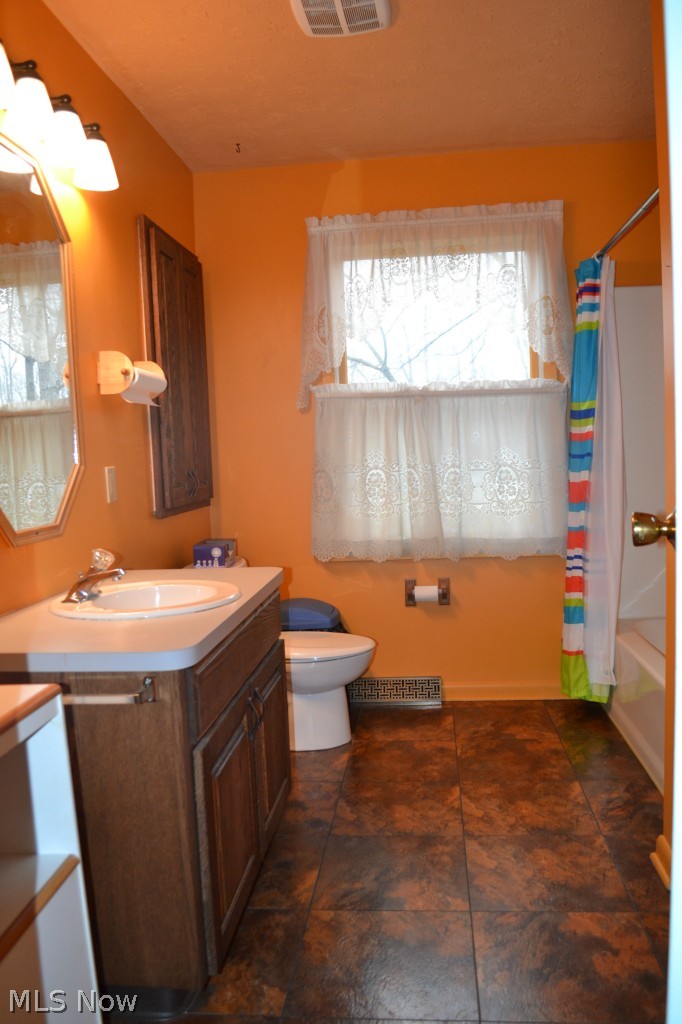 5054 Johnnycake Ridge Northeast Canton, OH 44705 - Photo 14 of 22 Gallery Image 14