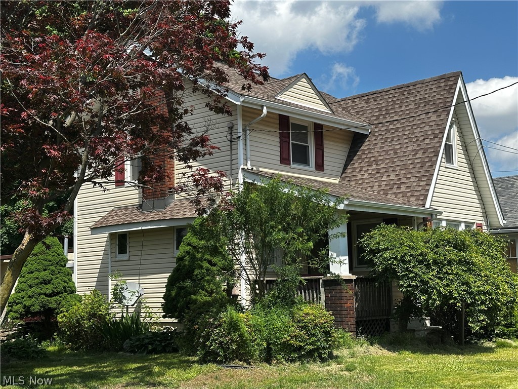 513 West Waterloo Road Akron, OH 44314 - Photo 2 of 29