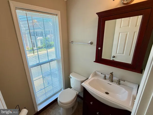 $3,300 | 2042 Puritan Terrace, Annapolis, MD 21401