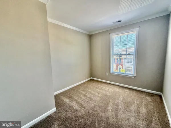 $3,300 | 2042 Puritan Terrace, Annapolis, MD 21401