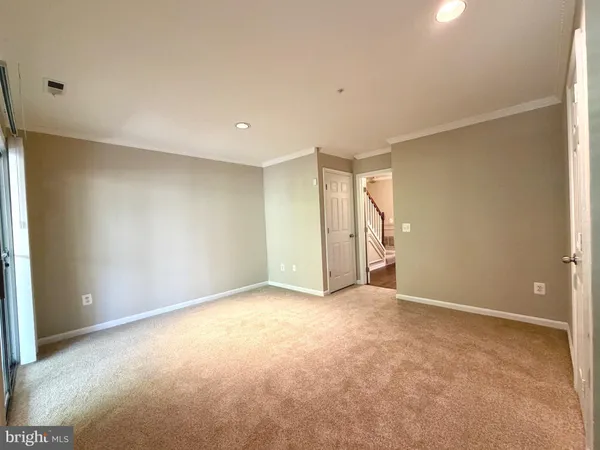 $3,300 | 2042 Puritan Terrace, Annapolis, MD 21401