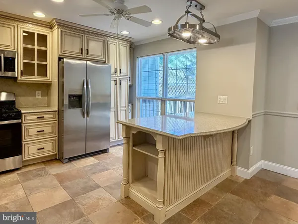 $3,300 | 2042 Puritan Terrace, Annapolis, MD 21401