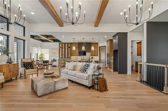 $983,770 | 11209 South Sunray Drive, Olathe, KS 66061