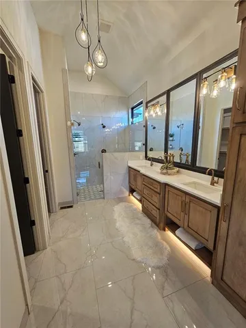 $983,770 | 11209 South Sunray Drive, Olathe, KS 66061