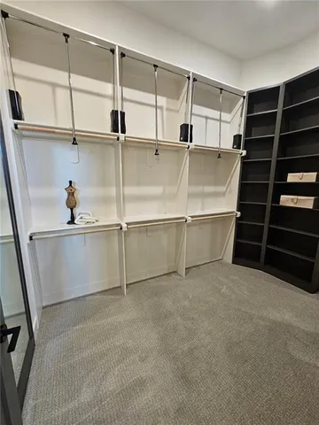 $983,770 | 11209 South Sunray Drive, Olathe, KS 66061