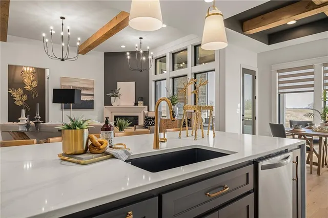 $983,770 | 11209 South Sunray Drive, Olathe, KS 66061